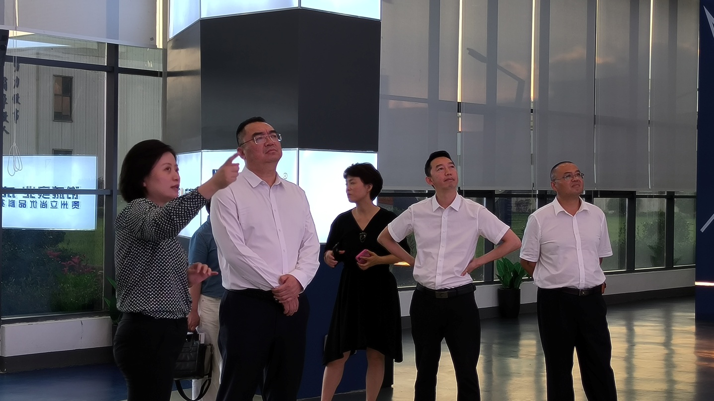 8月10日，安旅集團董事長吳宏建到公司調(diào)研3.jpg